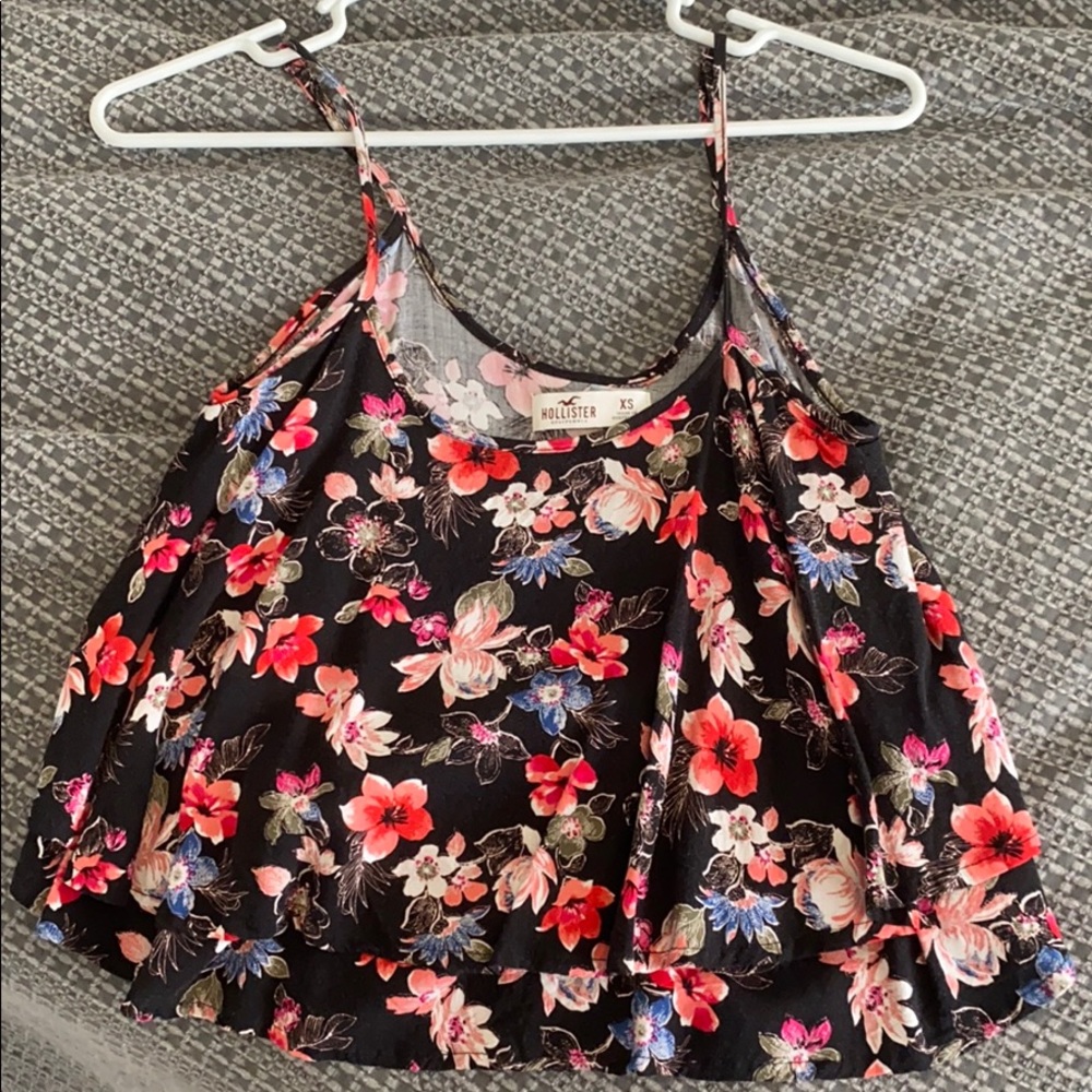 hollister flower tank top